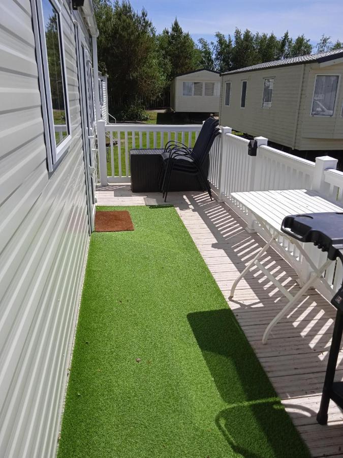 Chalet, Balcony, Bbq, Sleeps 6, Apartment Lytchett Minster Exterior photo